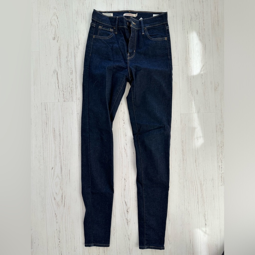 Levi super skinny jeans
